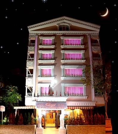 Pembe Köşk Hotel