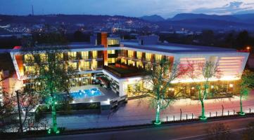 Lova Hotel & Spa